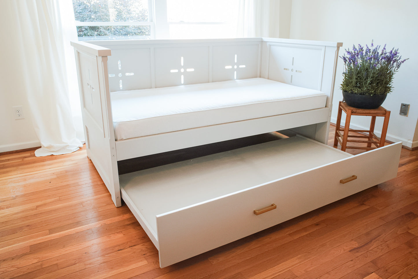 The Amelia Daybed